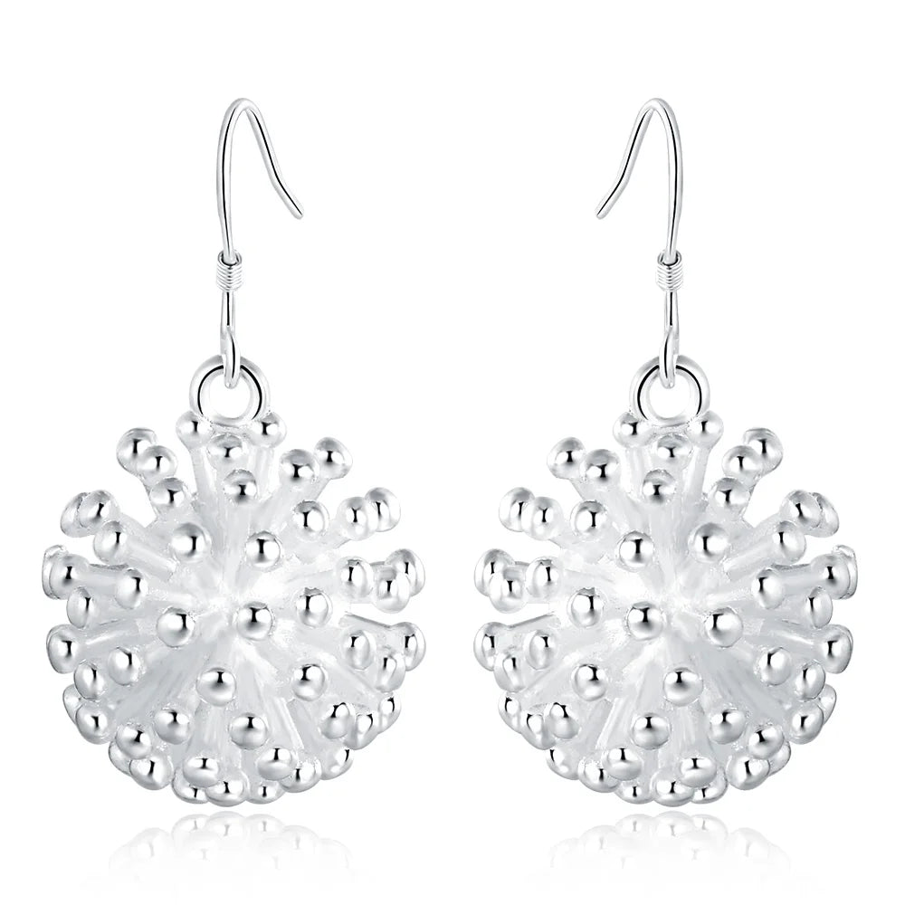 Romantische Silberkreolen für Damen