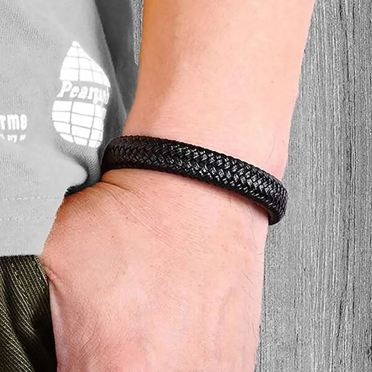 Magnetic Noir Bracelet